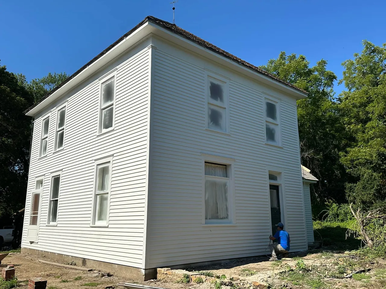 Completed remodeling and construction project in Kansas City by Multiservices Madrid LLC